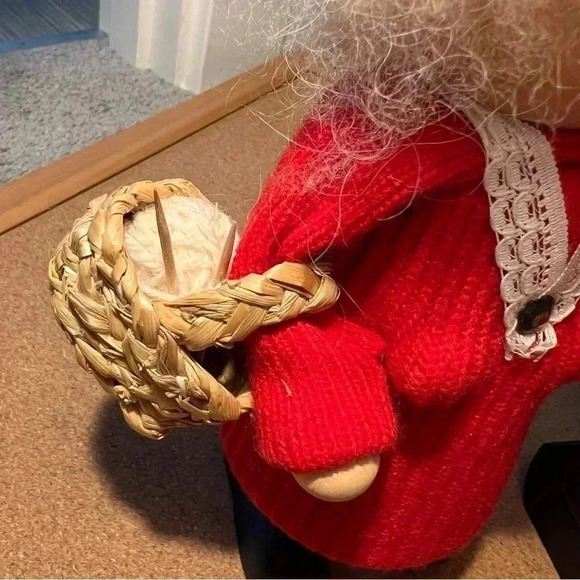 Vintage Ljungstrom Wooden Christmas Santa And Mrs Clause 1980s - Picture 4 of 11